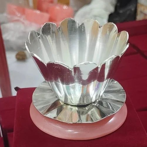 Aluminium resin floral diya - Barkat Collection