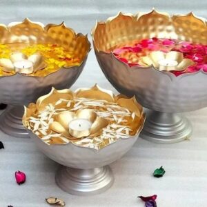 Metal lotus urli