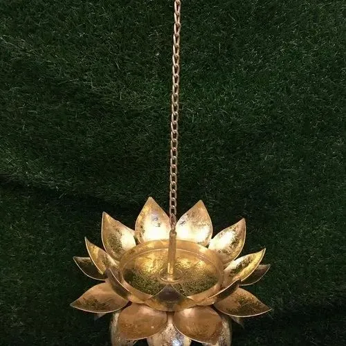 Metal Lotus Hanging Urli