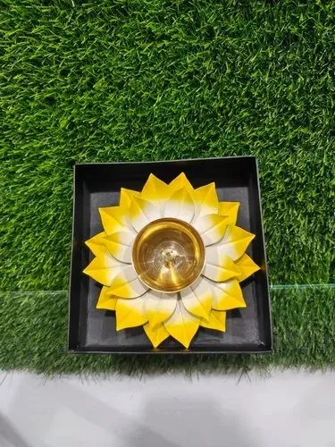 Metal Lotus Candle Holders
